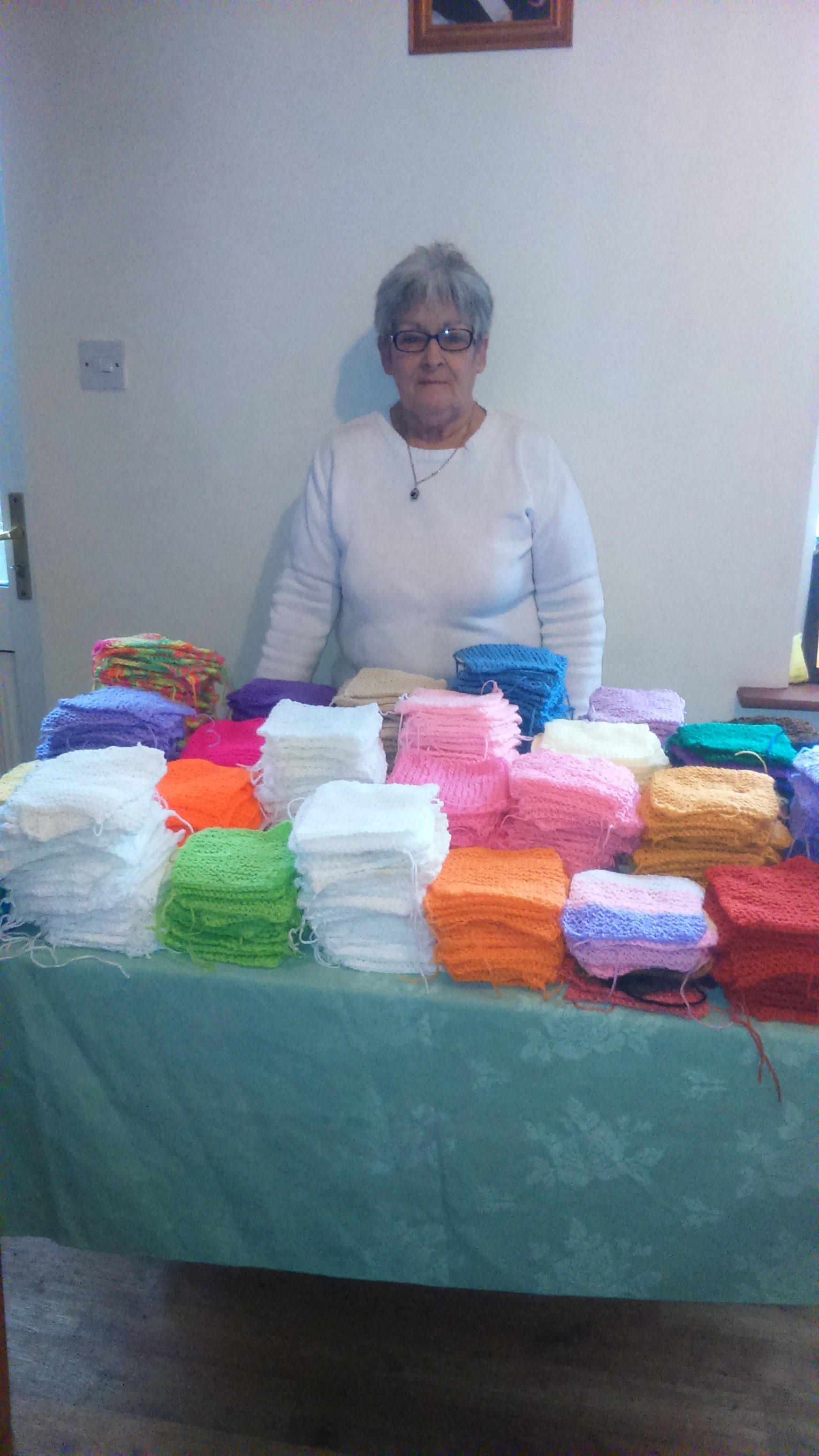 Record Breaking Attempt for the Largest HandKnitted Blanket I Like