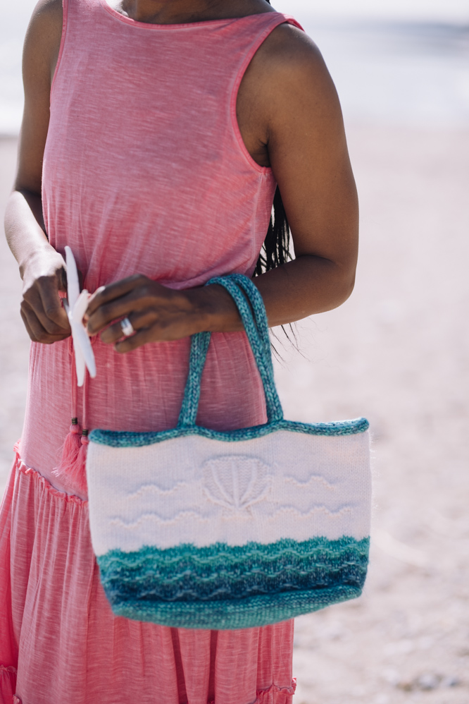 Bay Scallop Beach Tote - I Like Knitting